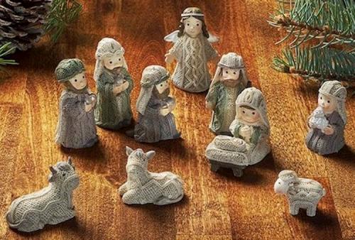 6006937163140 Cozy Knits Nativity Set